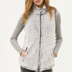 Thread & Supply Gray Sherpa Fleece Zip Vest